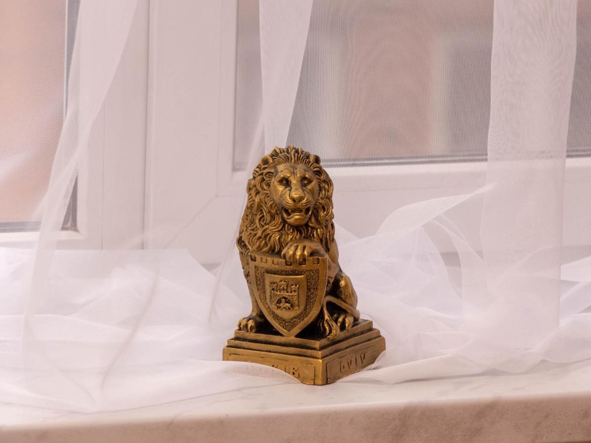 Lviv Suites At Shopena St. 4 Bagian luar foto